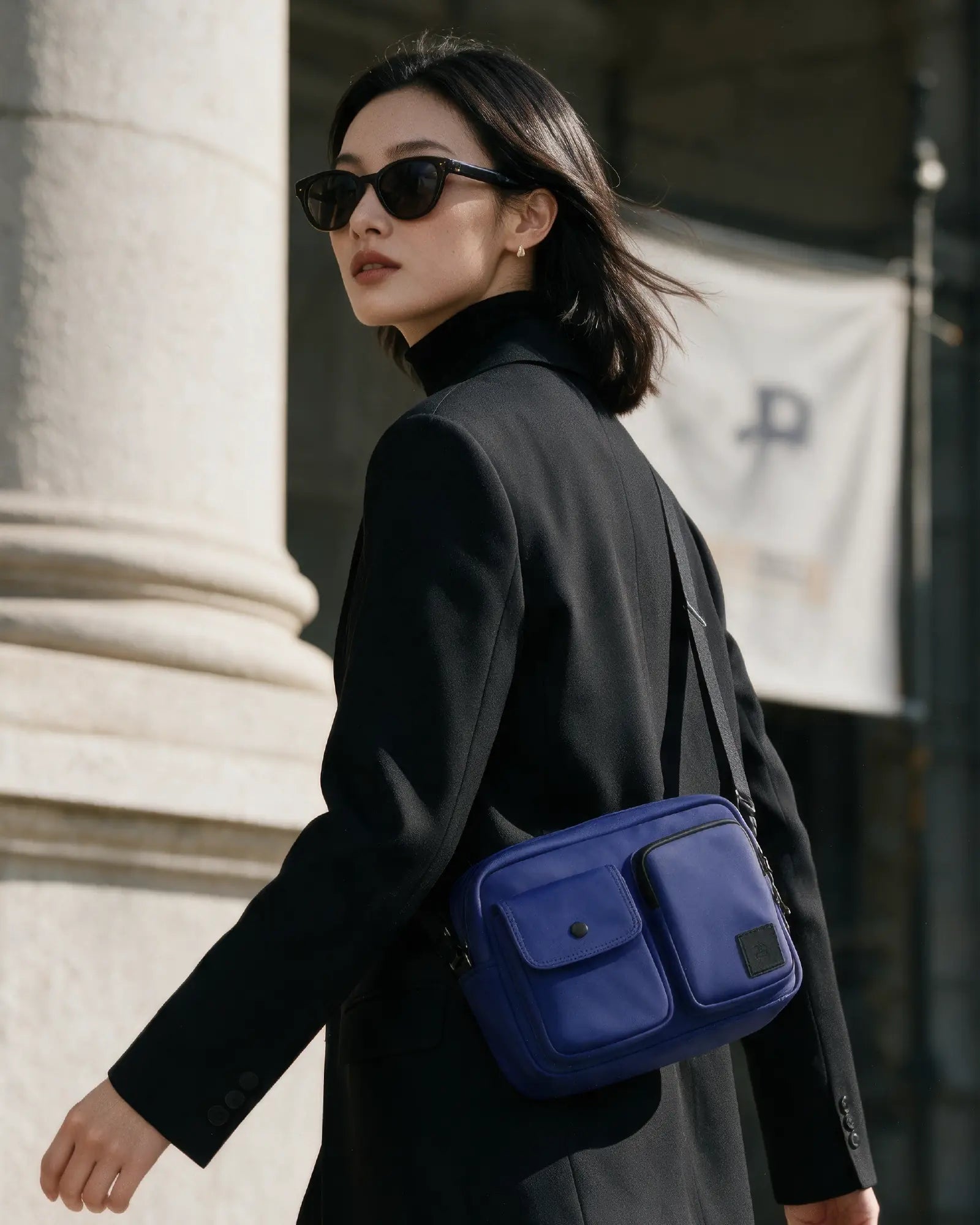 Alexis Cargo Me - Navy lifestyle